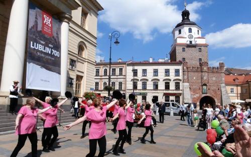 DANUTA "DANA" MAZUREK - organizuje, wędruje, tańczy.... image 11